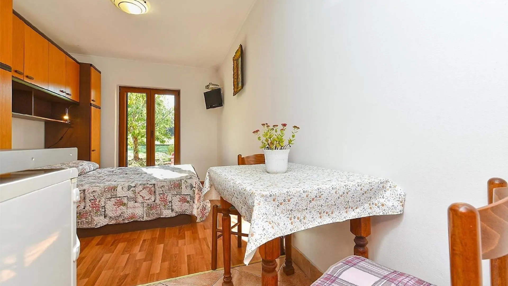 Appartement Ferienwohnung Fuer 2 Personen Ca 20 Qm In Rovinj-Cocaletto, Istrien Istrische Riviera